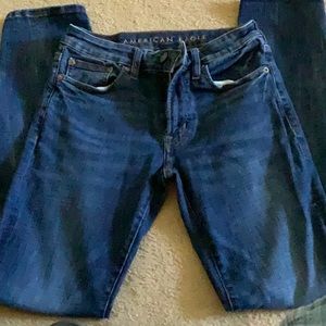 AE 29x34 Jeans, no rips, holes or tears #100105